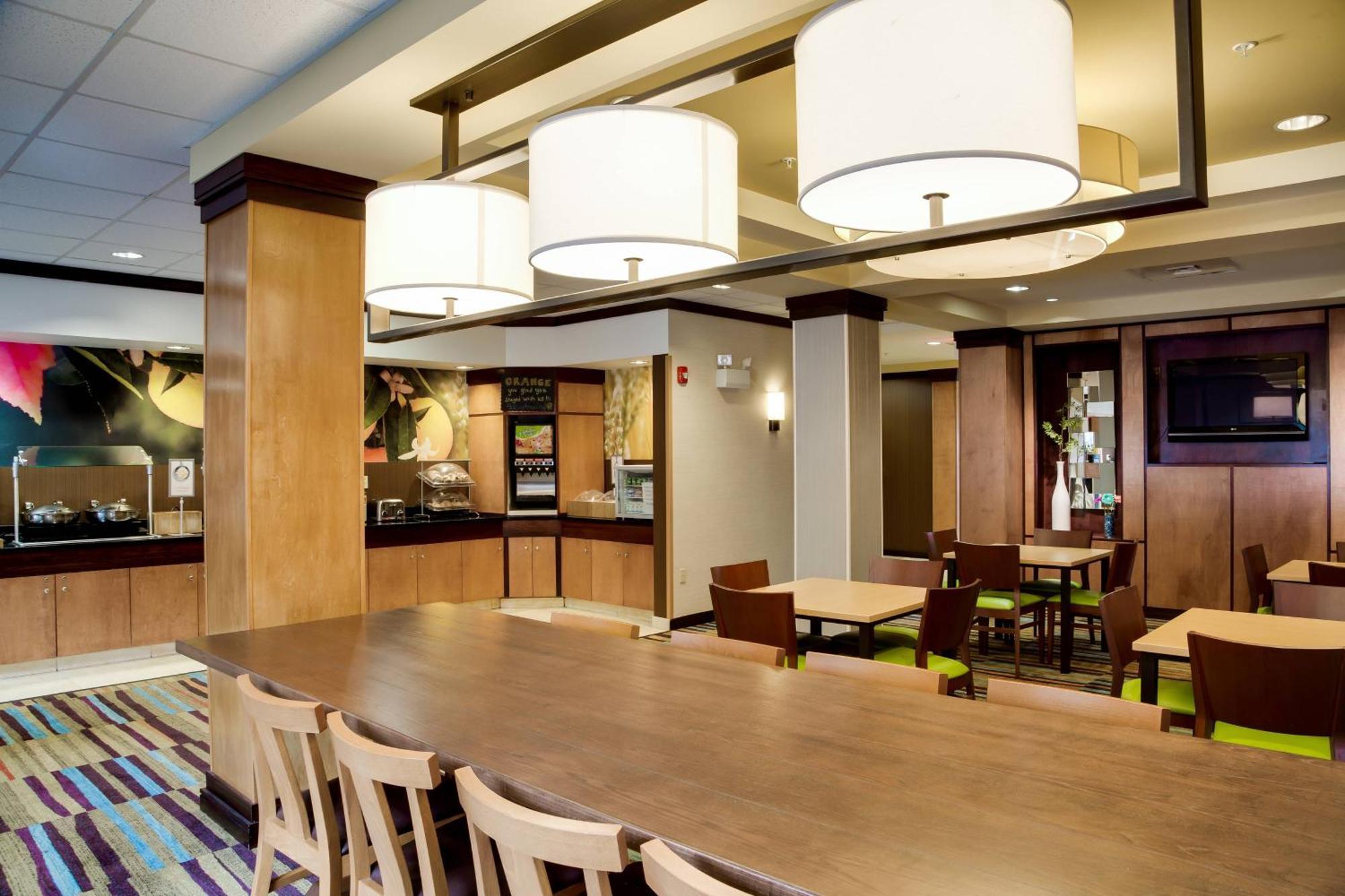 Fairfield Inn & Suites לייק סיטי מראה חיצוני תמונה