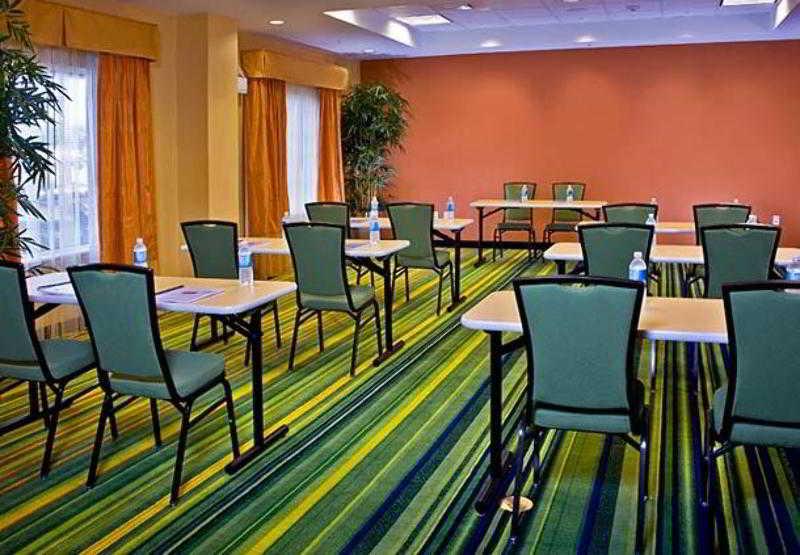 Fairfield Inn & Suites לייק סיטי מסעדה תמונה