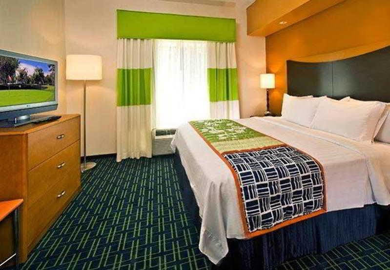 Fairfield Inn & Suites לייק סיטי מראה חיצוני תמונה
