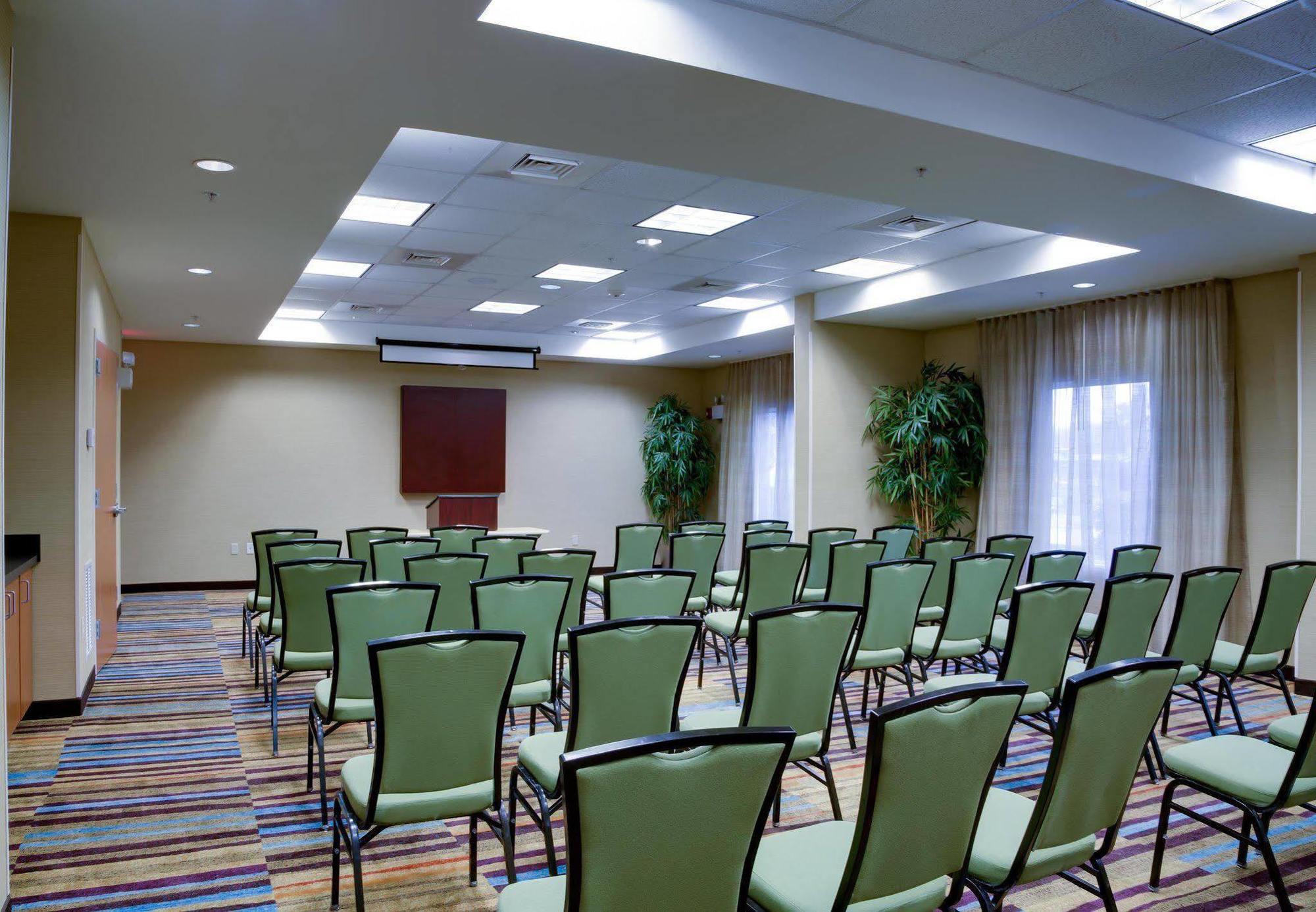 Fairfield Inn & Suites לייק סיטי מראה חיצוני תמונה